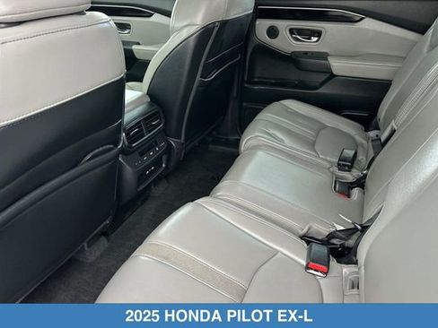 Certified 2025 Honda Pilot EX-L image 14