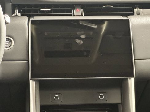 Certified 2025 Land Rover Discovery Sport S image 22