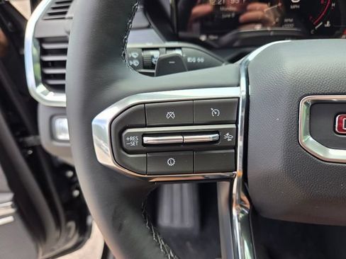 New 2026 GMC Acadia Elevation FWD image 28
