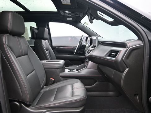 Used 2023 Chevrolet Tahoe RST image 32