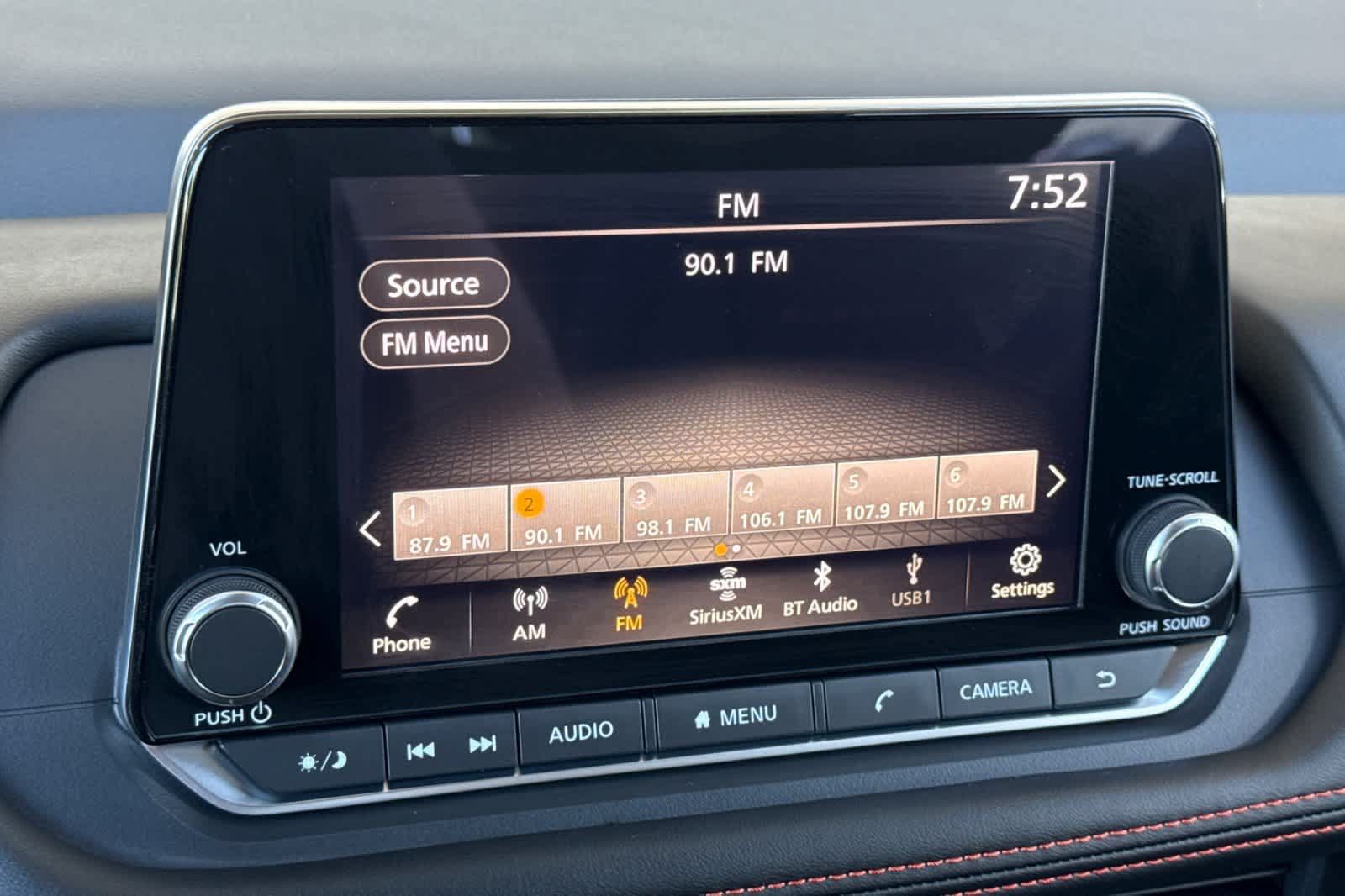 New 2026 Nissan Rogue SV AWD/4WD image 18