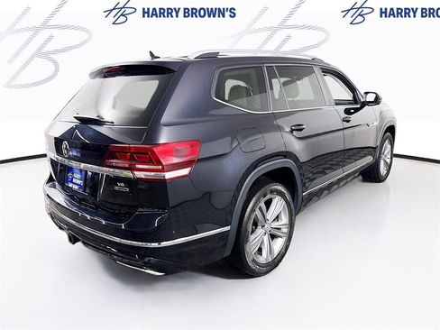 Used 2018 Volkswagen Atlas SEL w/ R-Line Package image 32
