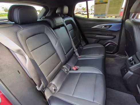 Used 2026 Chevrolet Equinox EV LT w/ Convenience Package II FWD image 25