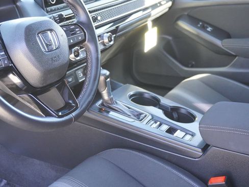 Used 2022 Honda Civic Sport image 29