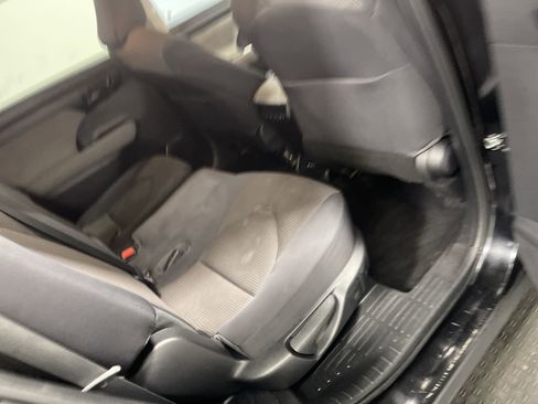 Used 2021 Toyota Highlander L image 22