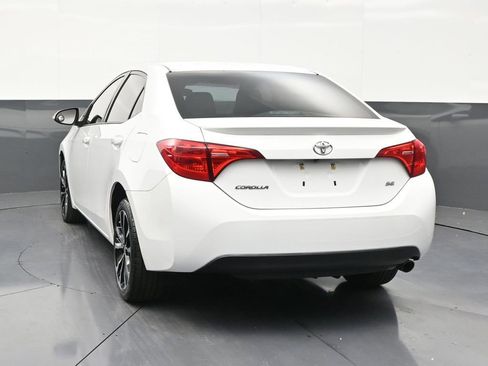Used 2017 Toyota Corolla FWD image 4