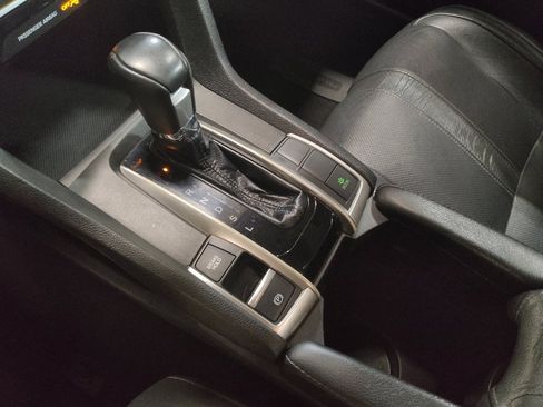 Used 2018 Honda Civic EX-L image 26