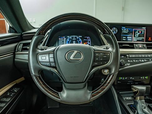 Used 2019 Lexus ES 350 w/ Premium Package FWD image 23