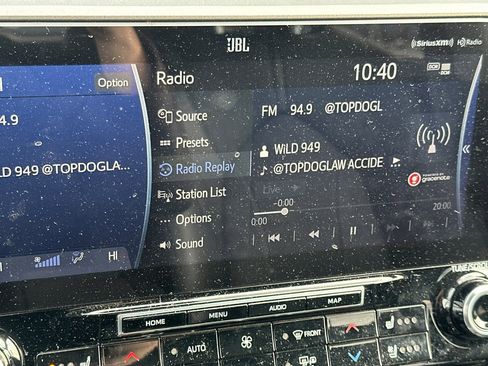 Used 2022 Toyota Highlander Limited image 26