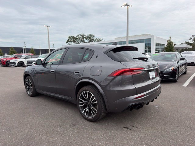 Used 2023 Maserati Grecale Modena AWD/4WD image 3
