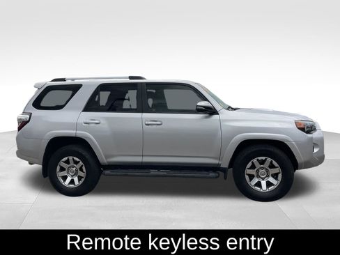 Used 2016 Toyota 4Runner Trail Premium AWD/4WD image 4