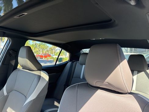 Used 2025 Toyota Camry SE image 18