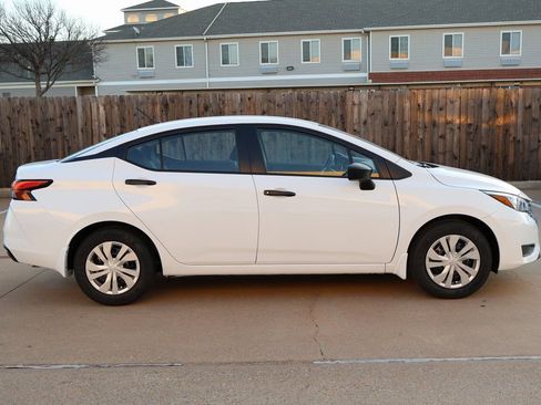 New 2025 Nissan Versa S w/ Trunk Package image 5