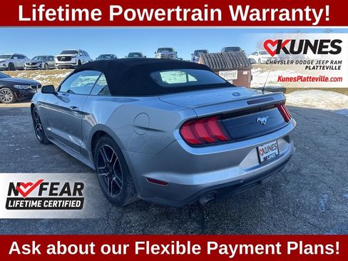 Used 2023 Ford Mustang Convertible RWD image 8