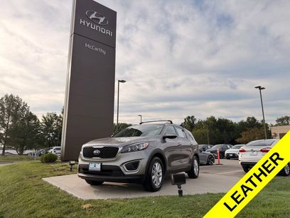 Used 2017 Kia Sorento FWD w/ LX Convenience Package