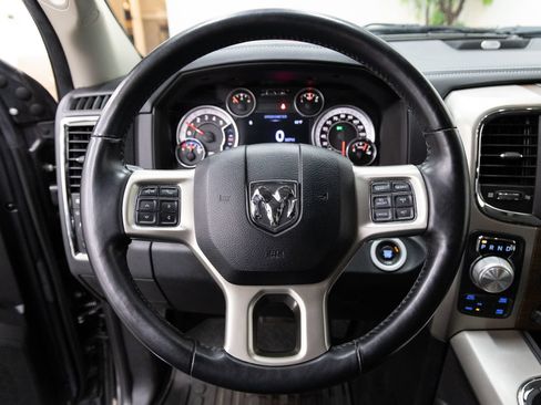 Used 2016 RAM 1500 Laramie w/ Convenience Group AWD/4WD image 16