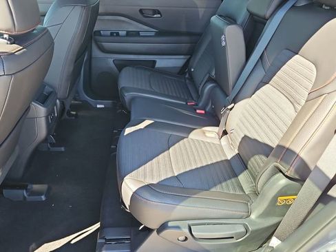 New 2026 Nissan Pathfinder Rock Creek AWD/4WD image 7