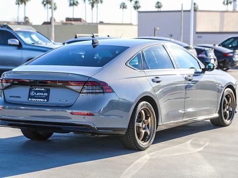 Used 2023 Honda Accord Touring image 7