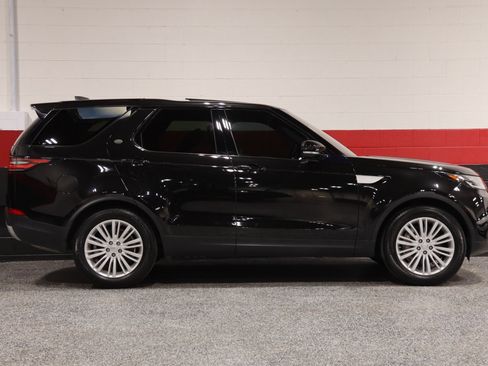 Used 2020 Land Rover Discovery HSE image 7