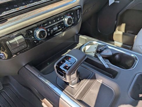 New 2026 GMC Sierra 1500 SLT w/ SLT Premium Plus Package image 18