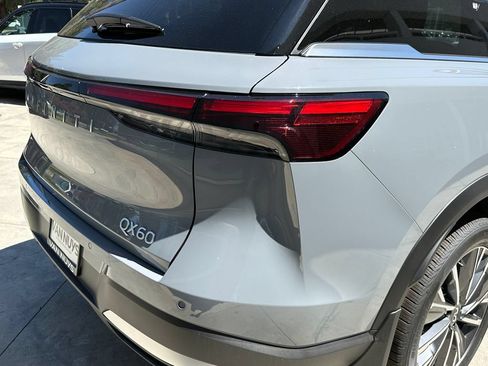 New 2027 INFINITI QX60 Luxe w/ Cargo Package FWD image 7