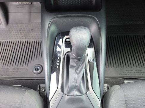 Used 2023 Toyota Corolla LE FWD image 30