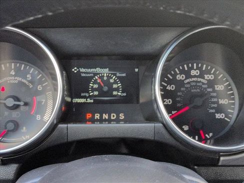 Used 2022 Ford Mustang Premium image 14