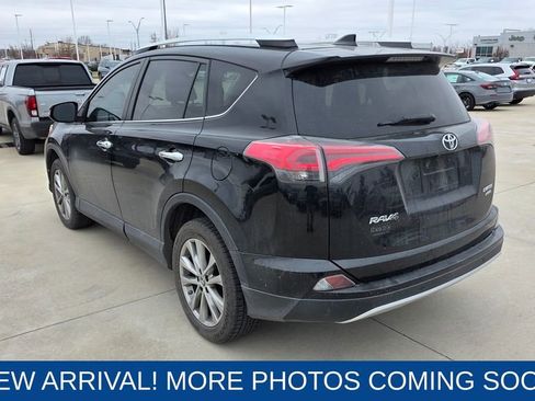 Used 2016 Toyota RAV4 Limited image 3