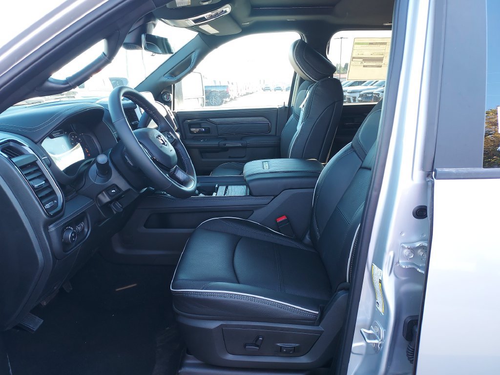New 2027 RAM 3500 Limited AWD/4WD image 13