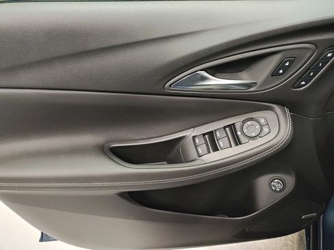 New 2026 Buick Encore GX Avenir w/ Avenir Technology Package image 28