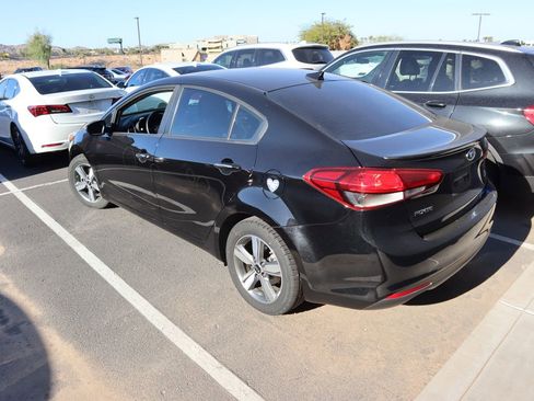 Used 2018 Kia Forte S w/ S Technology Plus Package image 2