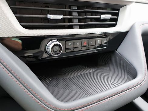 New 2026 Ford Explorer Active image 38