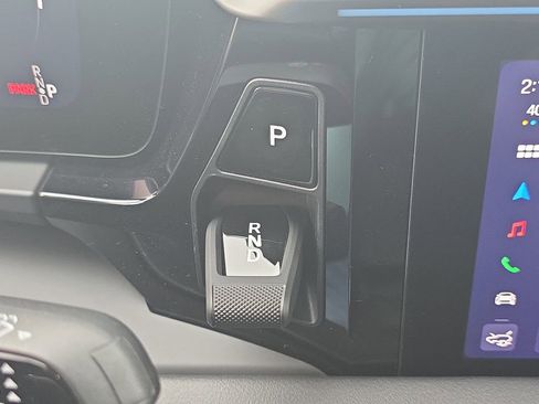 New 2026 Porsche Macan Electric image 33