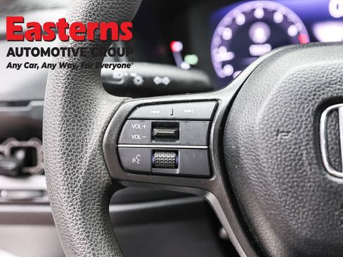 Used 2025 Honda Accord LX image 15