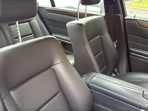 Used 2014 Mercedes-Benz E 350 Sedan image 11