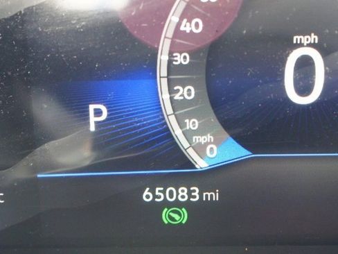 Used 2023 Volkswagen Jetta SE w/ Panoramic Sunroof Package image 4