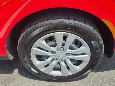 Used 2022 Kia Soul LX FWD image 8