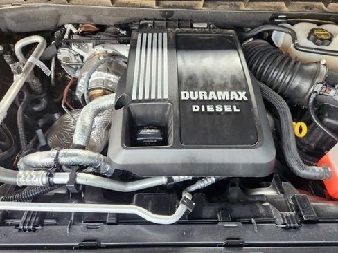 Used 2025 Chevrolet Silverado 1500 High Country w/ High Country Premium Package image 33