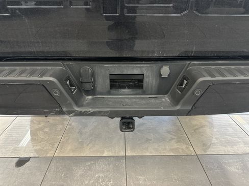 Used 2023 Ford F150 XLT w/ Equipment Group 302A High image 5