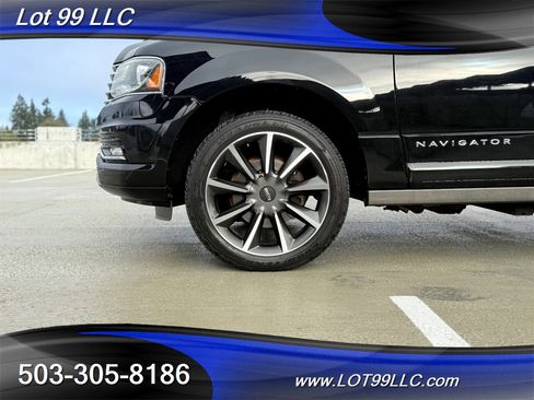 Used 2016 Lincoln Navigator L Reserve image 55