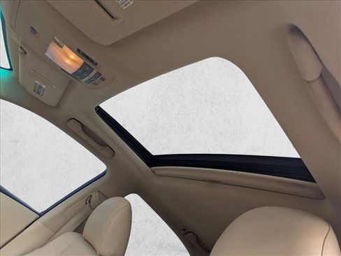 Used 2011 Lexus RX 350 2WD w/ Premium Pkg image 16