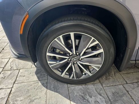 Certified 2026 INFINITI QX60 Luxe w/ Cargo Package FWD image 6