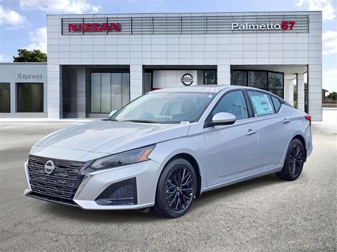 New 2025 Nissan Altima 2.5 SV w/ SV Special Edition Package image 3