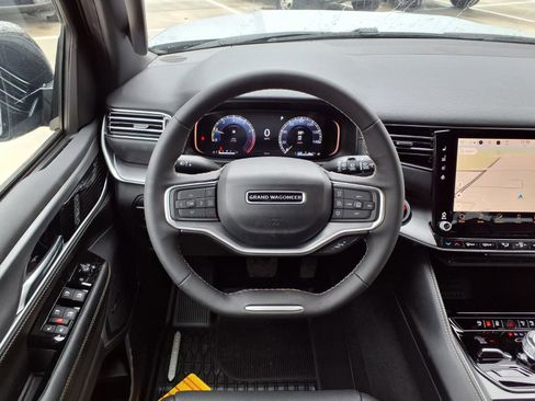 New 2026 Jeep Grand Wagoneer Limited w/ Convenience Group I AWD/4WD image 10