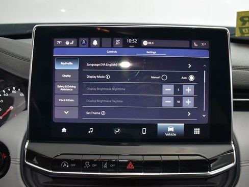 Used 2022 Jeep Compass Limited image 25