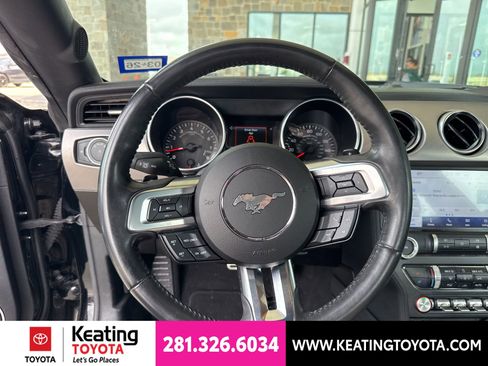 Used 2022 Ford Mustang GT Premium w/ Black Accent Package RWD image 17