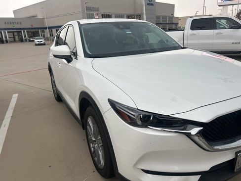 Used 2019 MAZDA CX-5 Grand Touring image 2