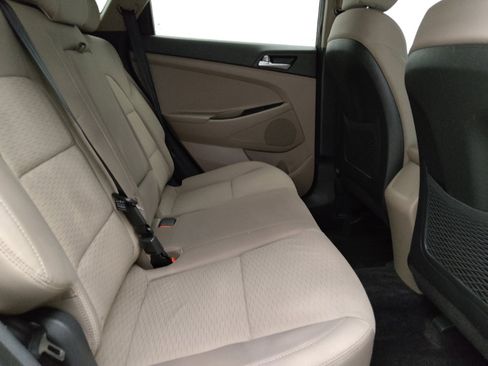 Used 2019 Hyundai Tucson SE FWD image 19