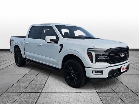 Used 2024 Ford F150 Lariat w/ FX4 Off-Road Package image 3