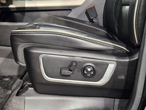 Used 2021 RAM 1500 Laramie image 23